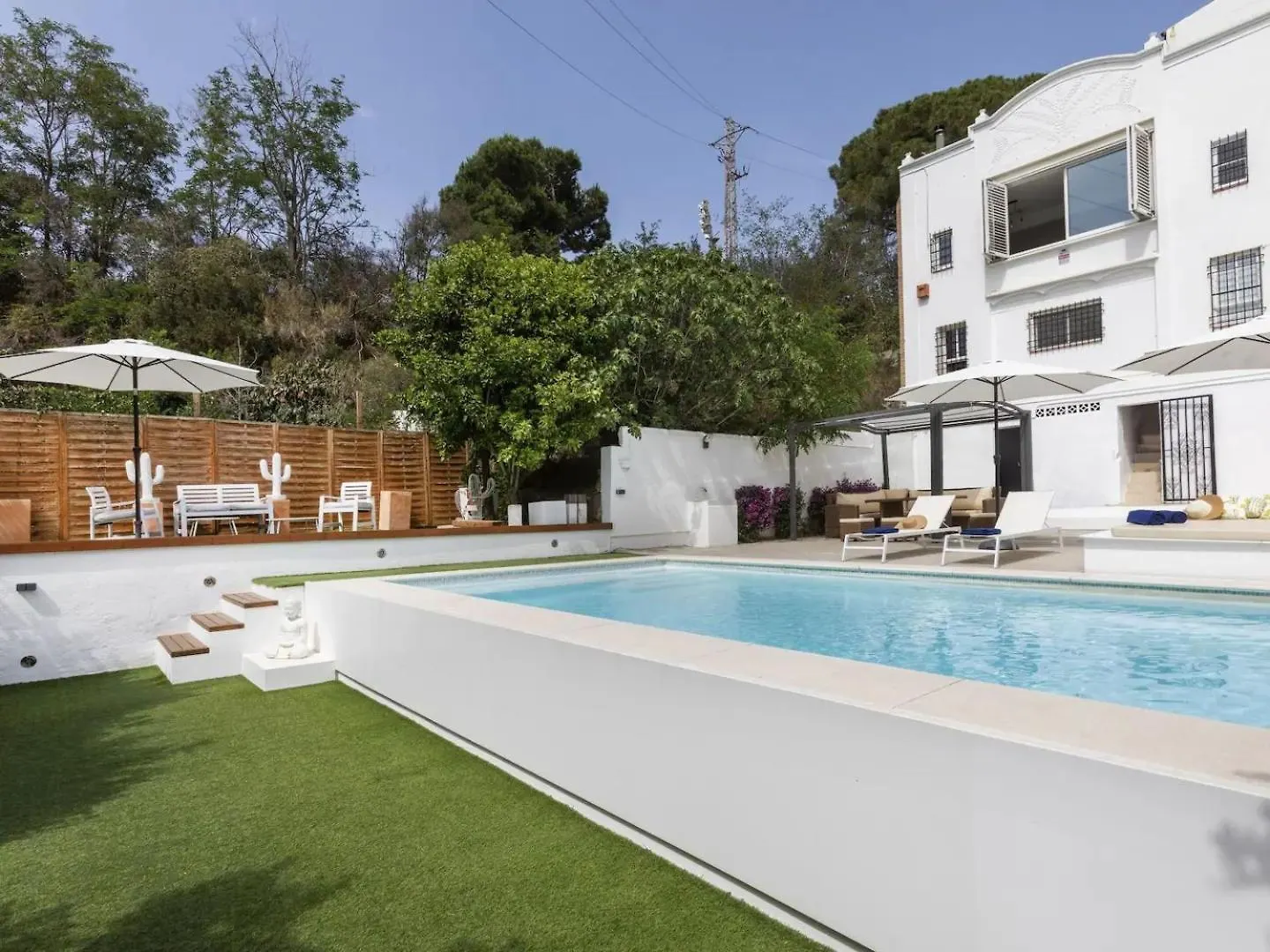 Casa Canyet Con Piscina A Un Paso De Barcelona Y La Playa Badalona Holiday home